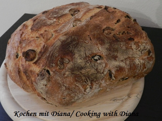 Brot mit Oliven