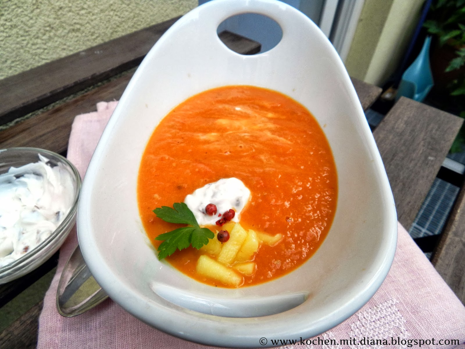 Tomaten Mango Suppe