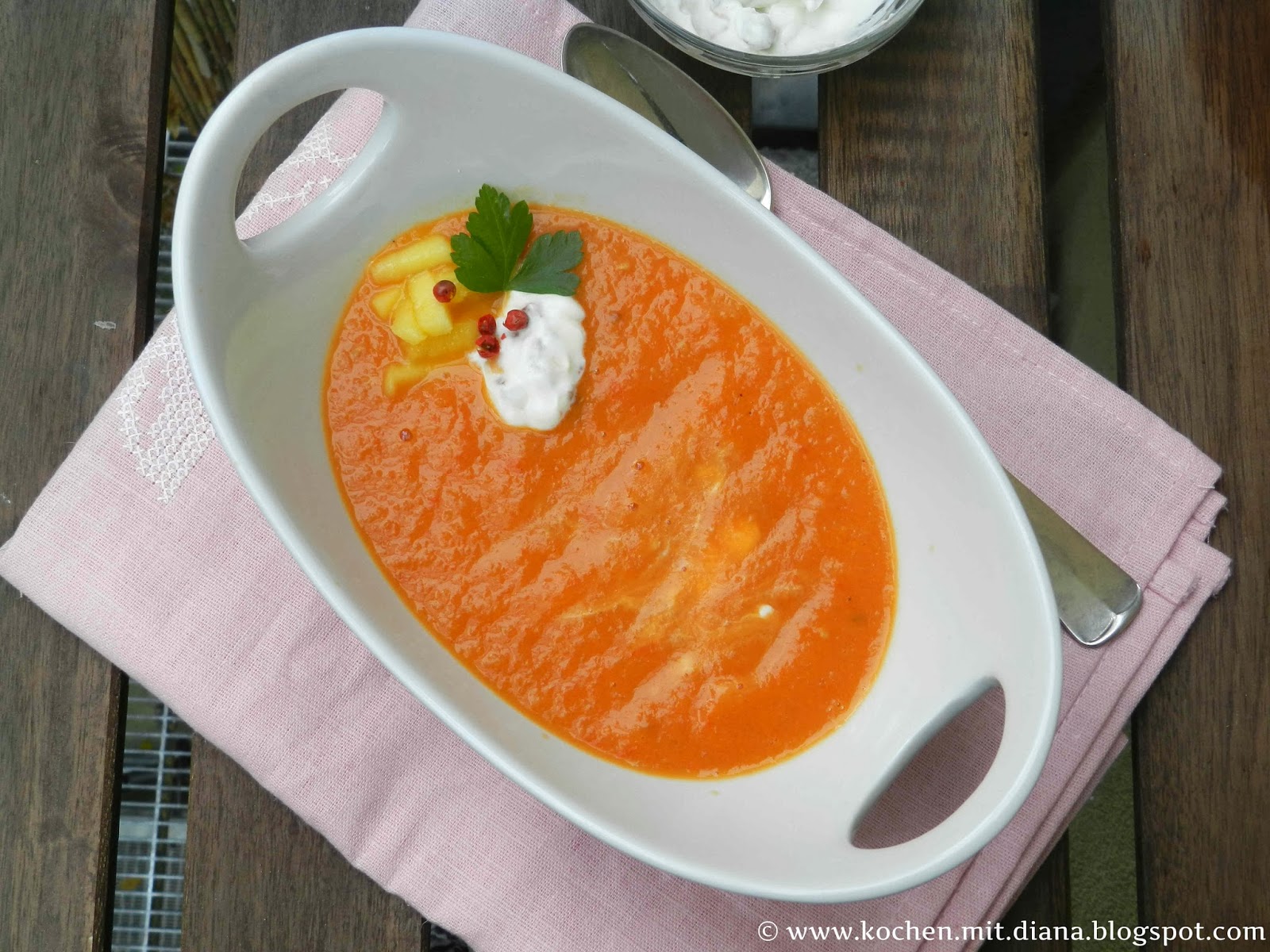 Tomaten Mango Suppe