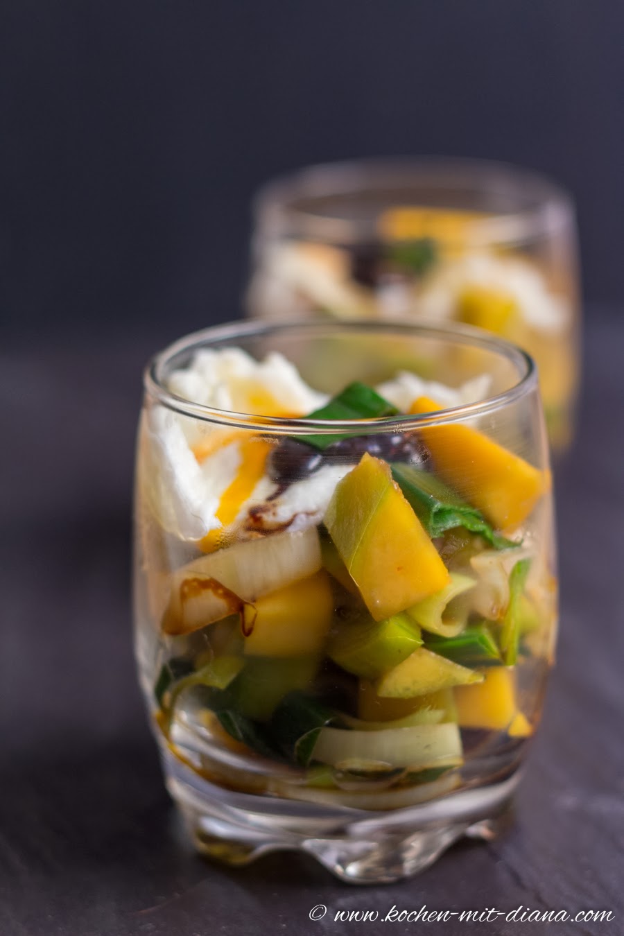 Mango-Lauch Salat im Glas