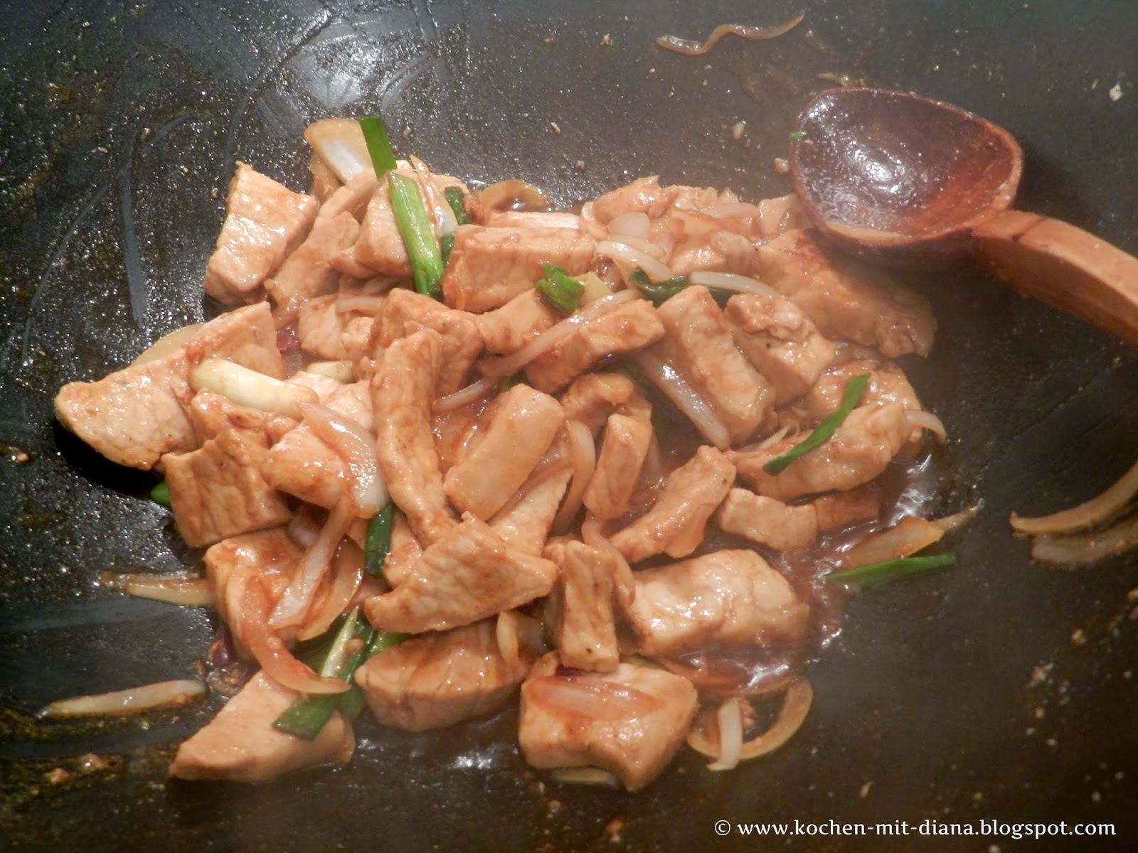 Pikantes Schweinefleisch mit Sesam - Kochen mit Diana