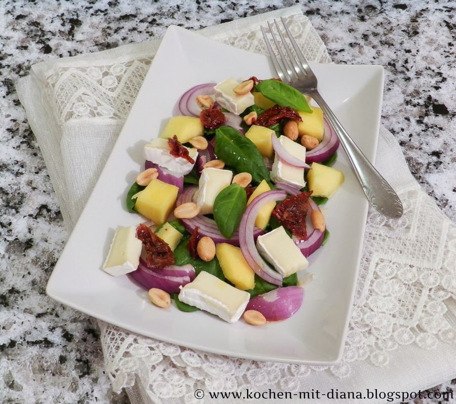 Mangosalat mit Ingwerdressing