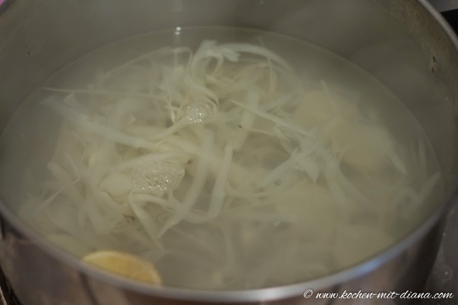 Spargelschalen kochen