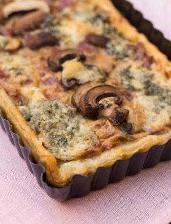 Champignon-Tarte-mit-Blauschimmelkäse