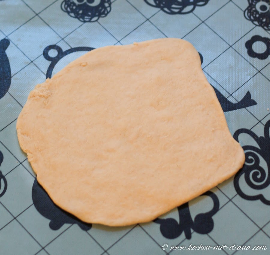 Pita-Brot-Teig formen
