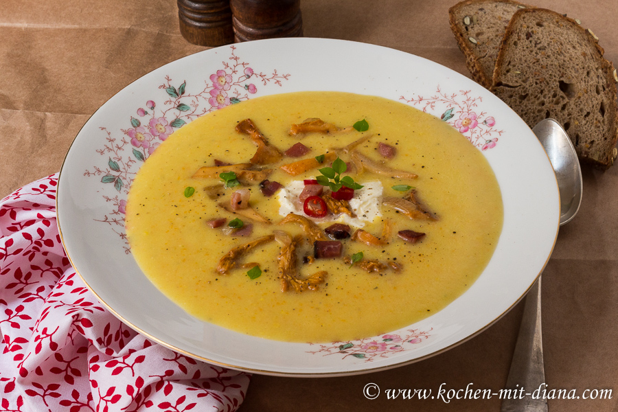 Kartoffelsuppe mit Pfifferlinge