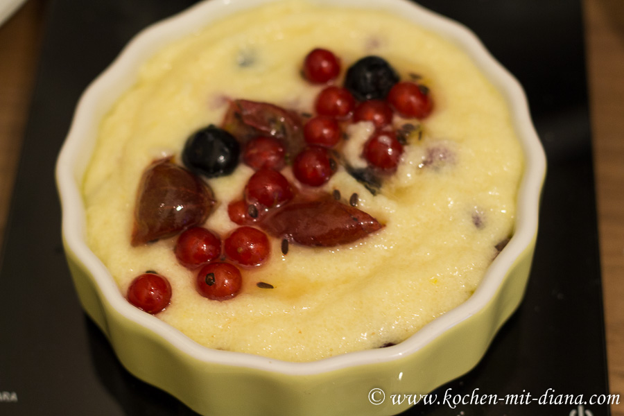 Beeren Grießauflauf - Kochen mit Diana