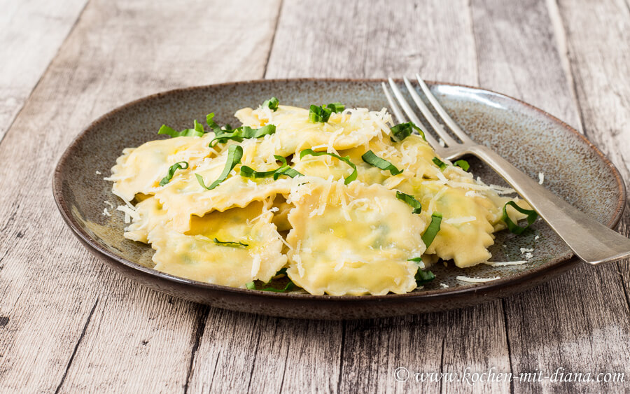 Ravioli mit Bärlauchfüllung