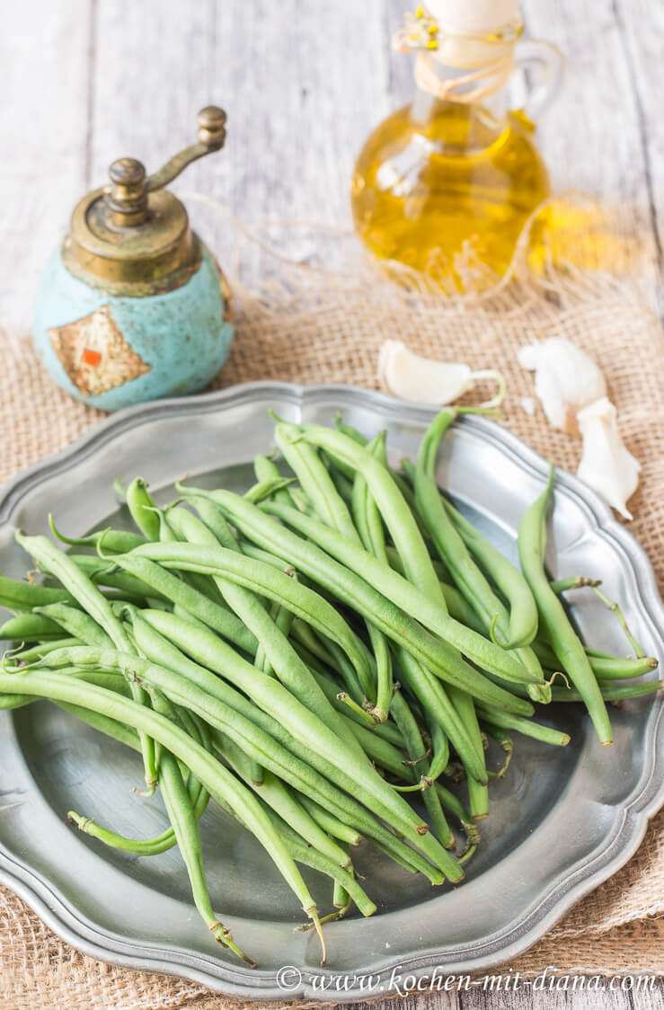 Zutaten grüne Bohnen mit Knoblauch