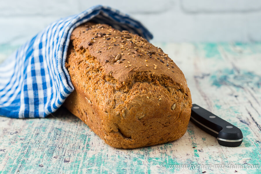 Schnelles Dinkelbrot mit Körner - Kochen mit Diana