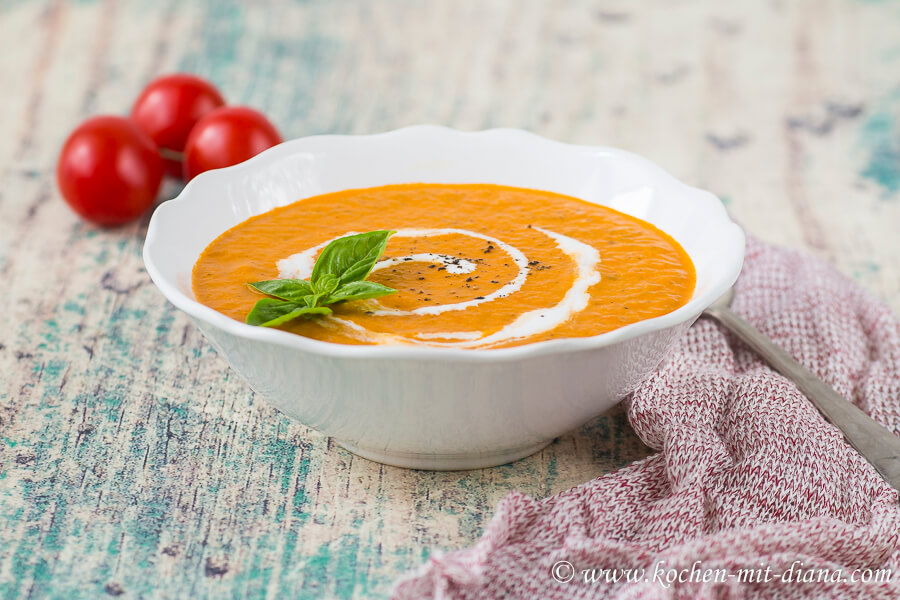 Tomaten-Basilikum-Suppe