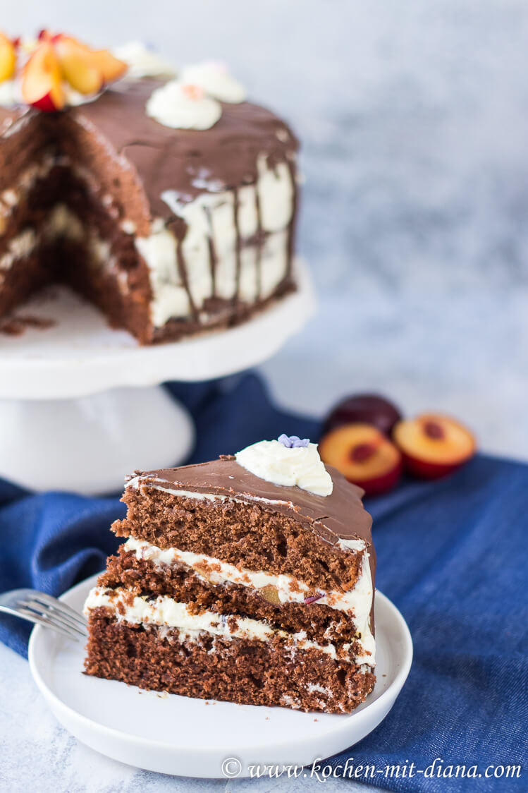 Schokoladentorte mit Mascarpone-Frischkäse Creme