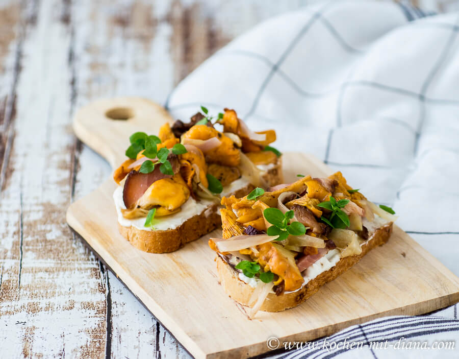 Crostini mit Pfifferlinge