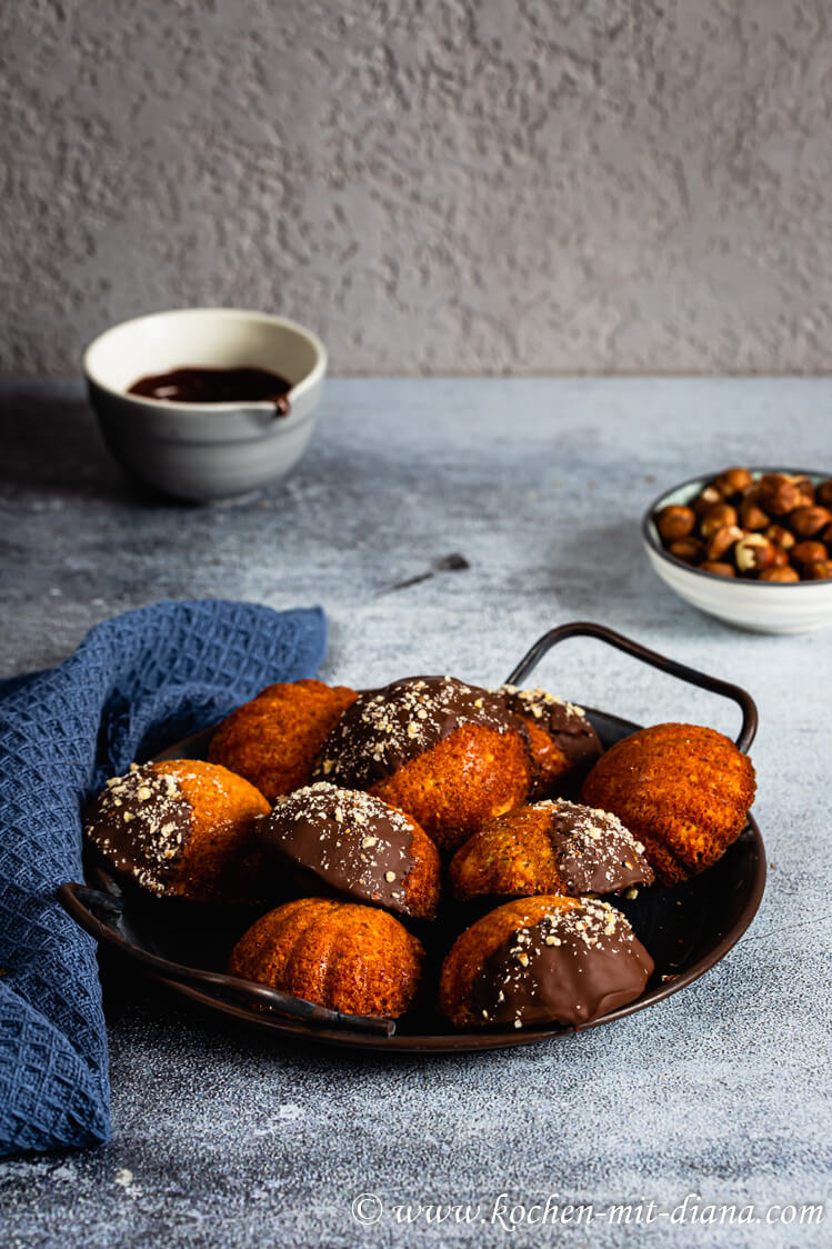 Haselnuss-Orangen Madelines